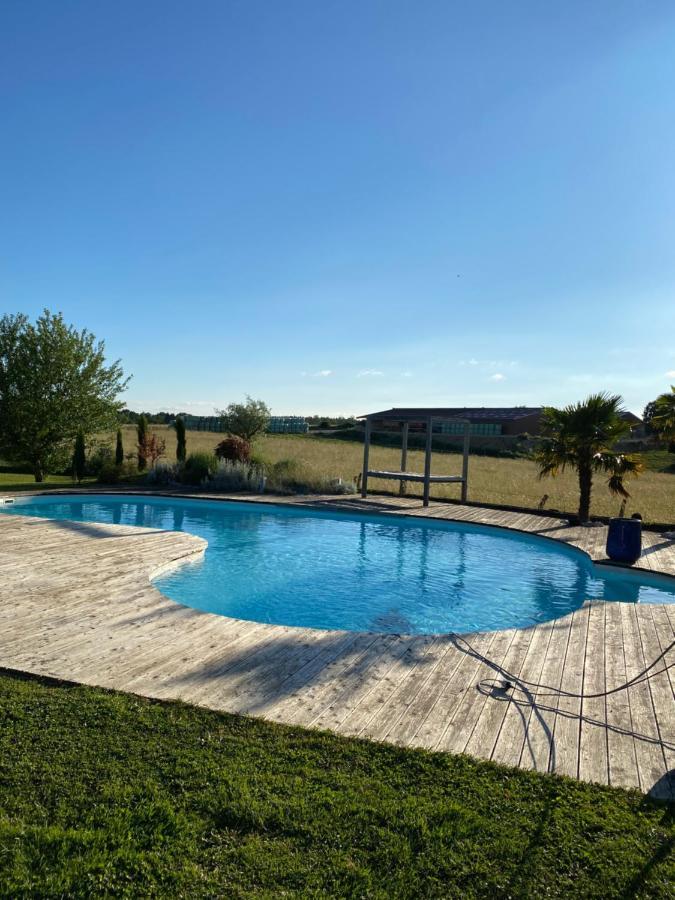 Agreable Chambre D'Hote Calme Avec Piscine Souvans Exterior photo